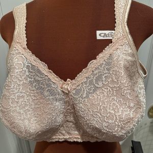 Playtex 18 hour beige bra size 38DD